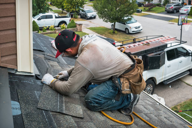 Professional Flat Roof Repair technician working in Everett, PA